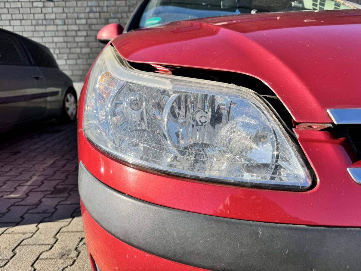 Citroen C4 original Scheinwerfer vorn rechts Halogen Bj.2007